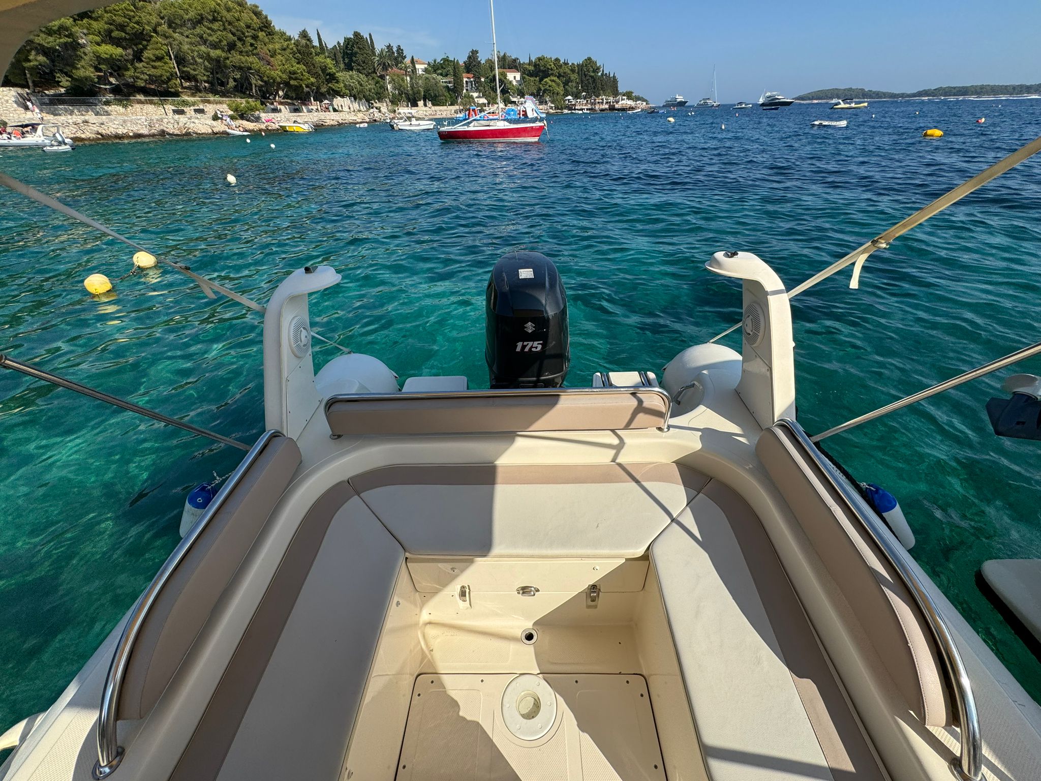 Sport RIB 600 - Backseat View