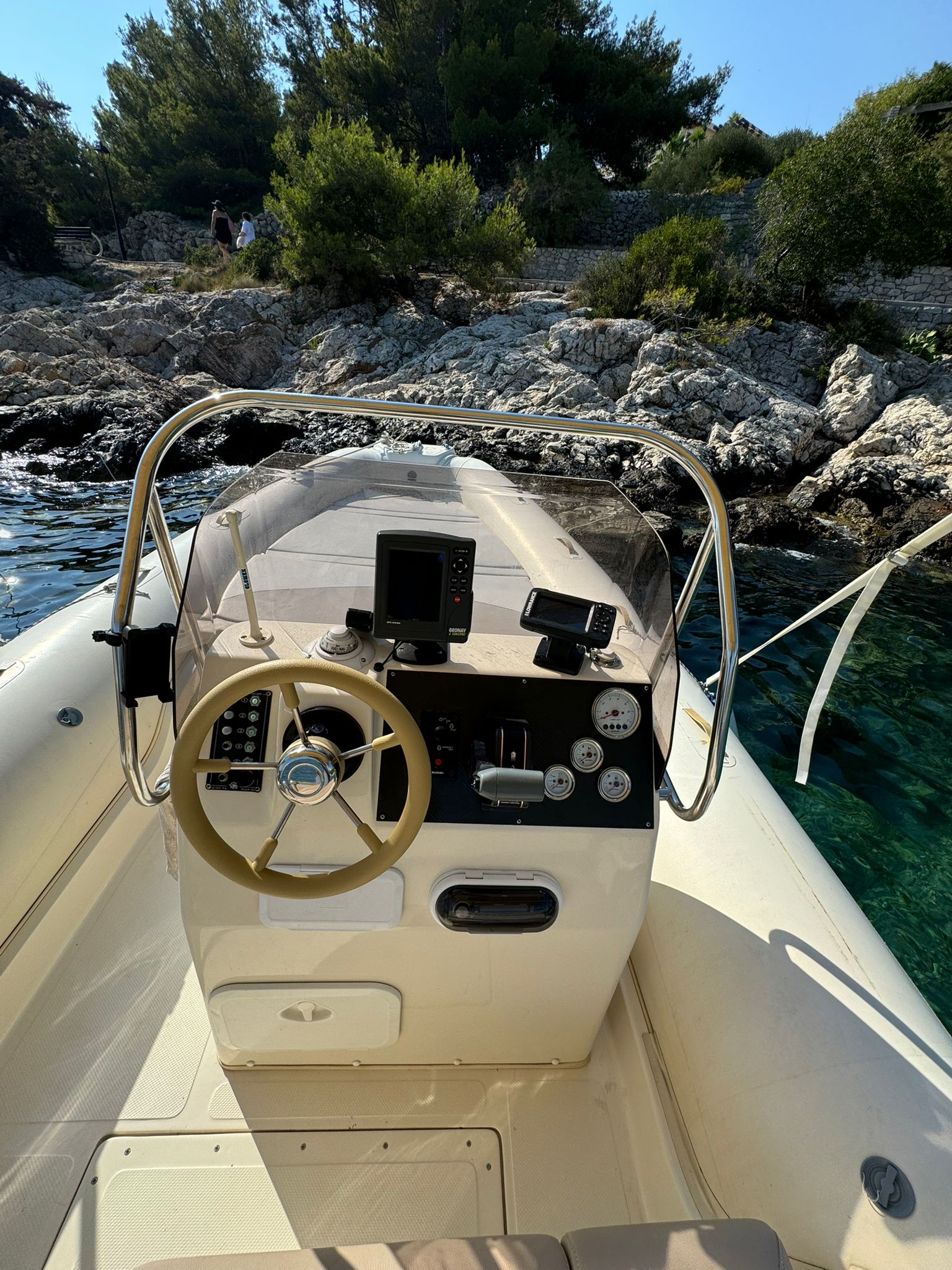 Sport RIB 600 - Cockpit View