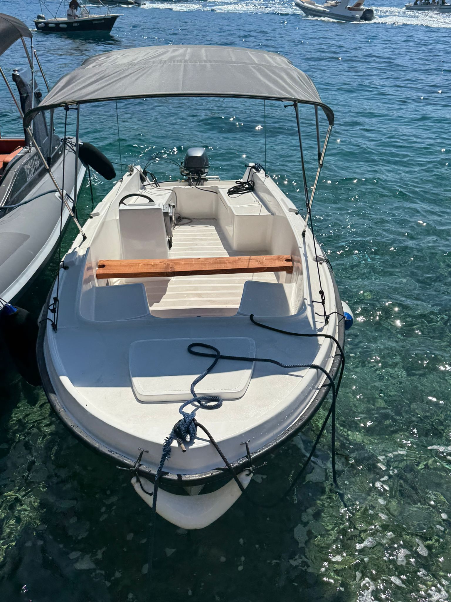 Adria 10hp - Front View
